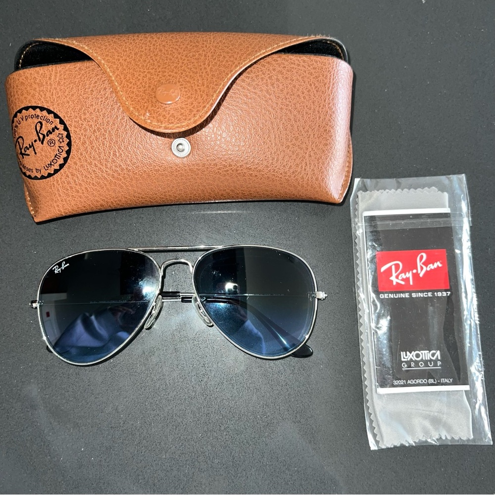 Ray Ban Aviators blue large